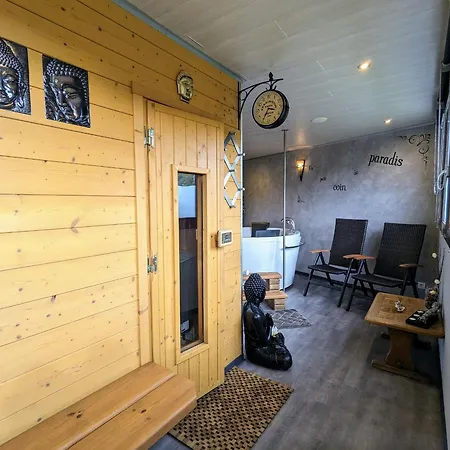 Sejour Insolite En Yourte Avec Sauna, Balneo, Massages Et Terrasse Au Coeur De La Nature A - Fr-1-589-438 Feriehus *
