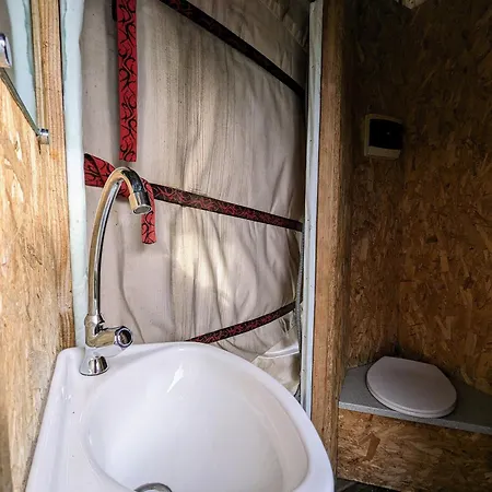 Feriehus Sejour Insolite En Yourte Avec Sauna, Balneo, Massages Et Terrasse Au Coeur De La Nature A - Fr-1-589-438 Ferdrupt